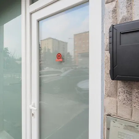 Primopiano - Tajani B * Milán