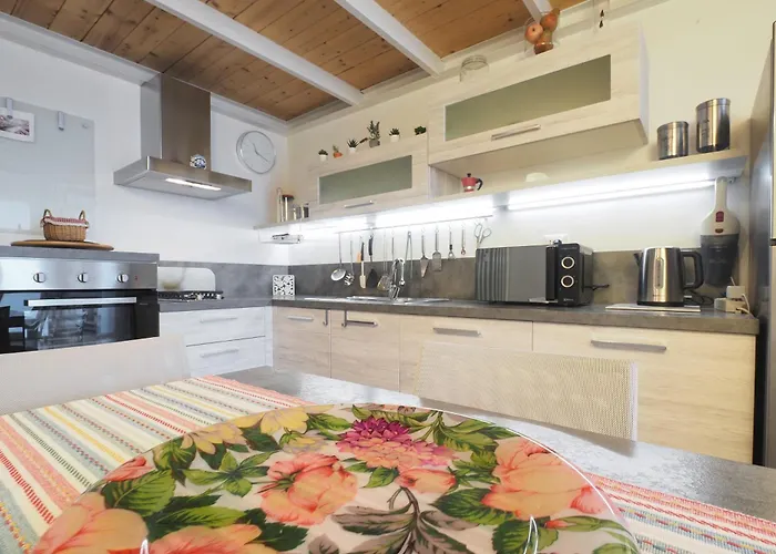 Apartment Primopiano - Tajani B
